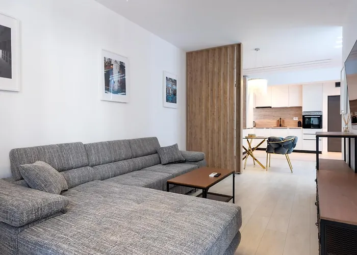 Viapipera Apartments - Modern Stay On Pipera Blvd