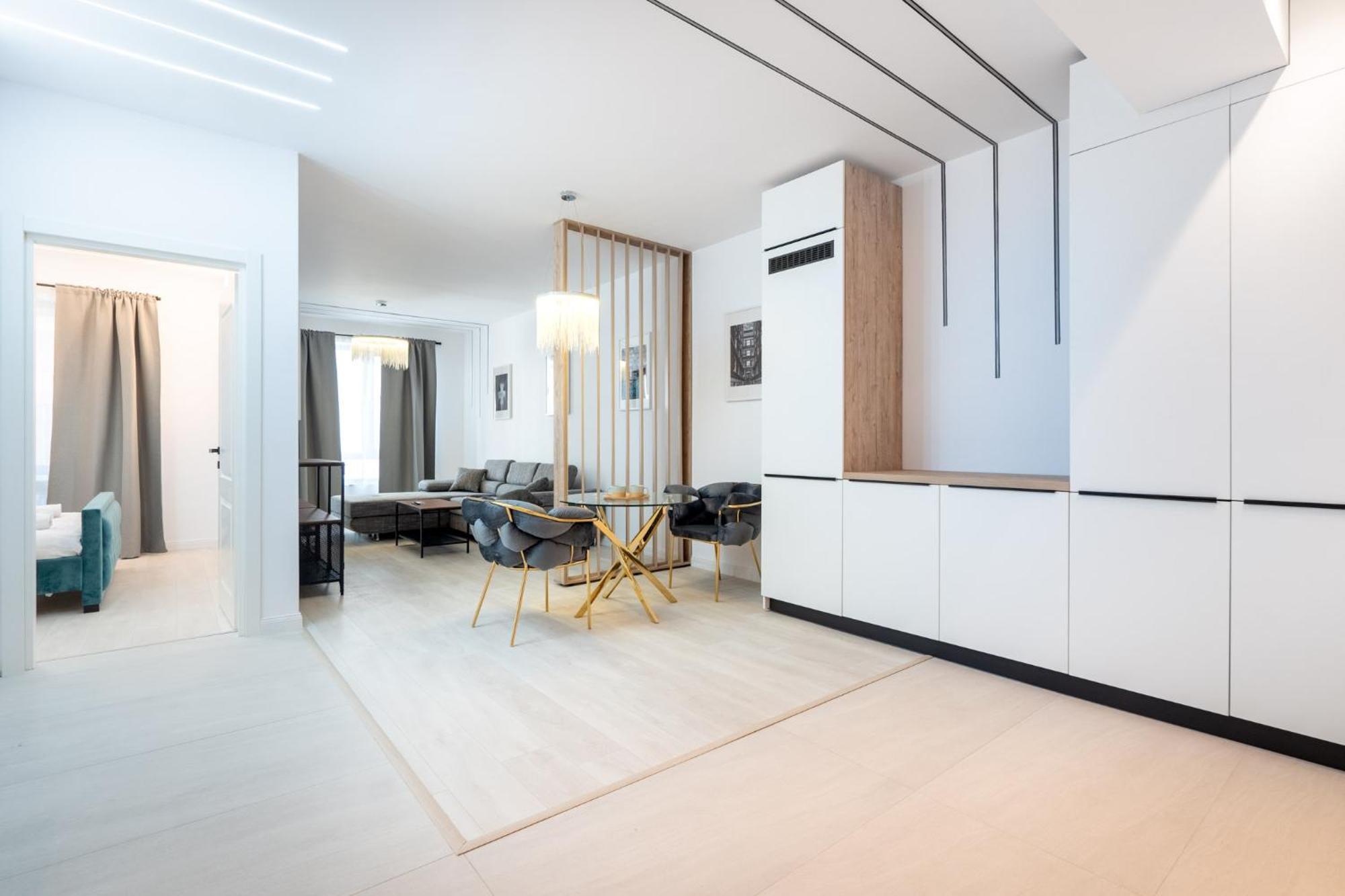 Viapipera - Modern On Pipera Blvd 布加勒斯特